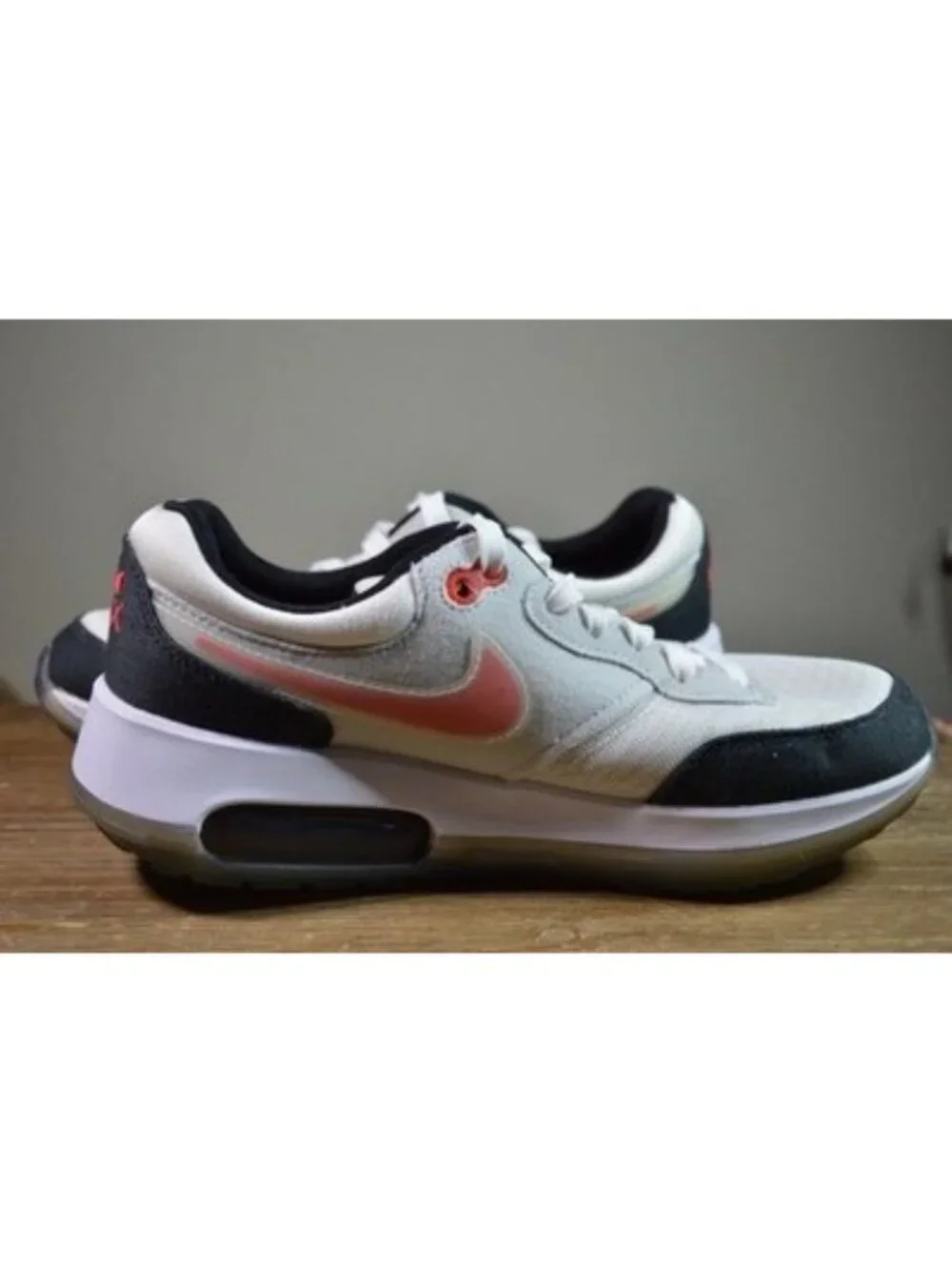 Nike Boys Size 5.5 Y Air Max Shoes Casual Streetwear Sneakers Athleisure